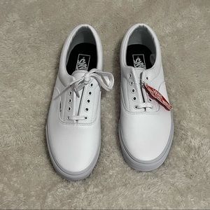 WHITE VANS || BRAND NEW || MENS SIZE 12